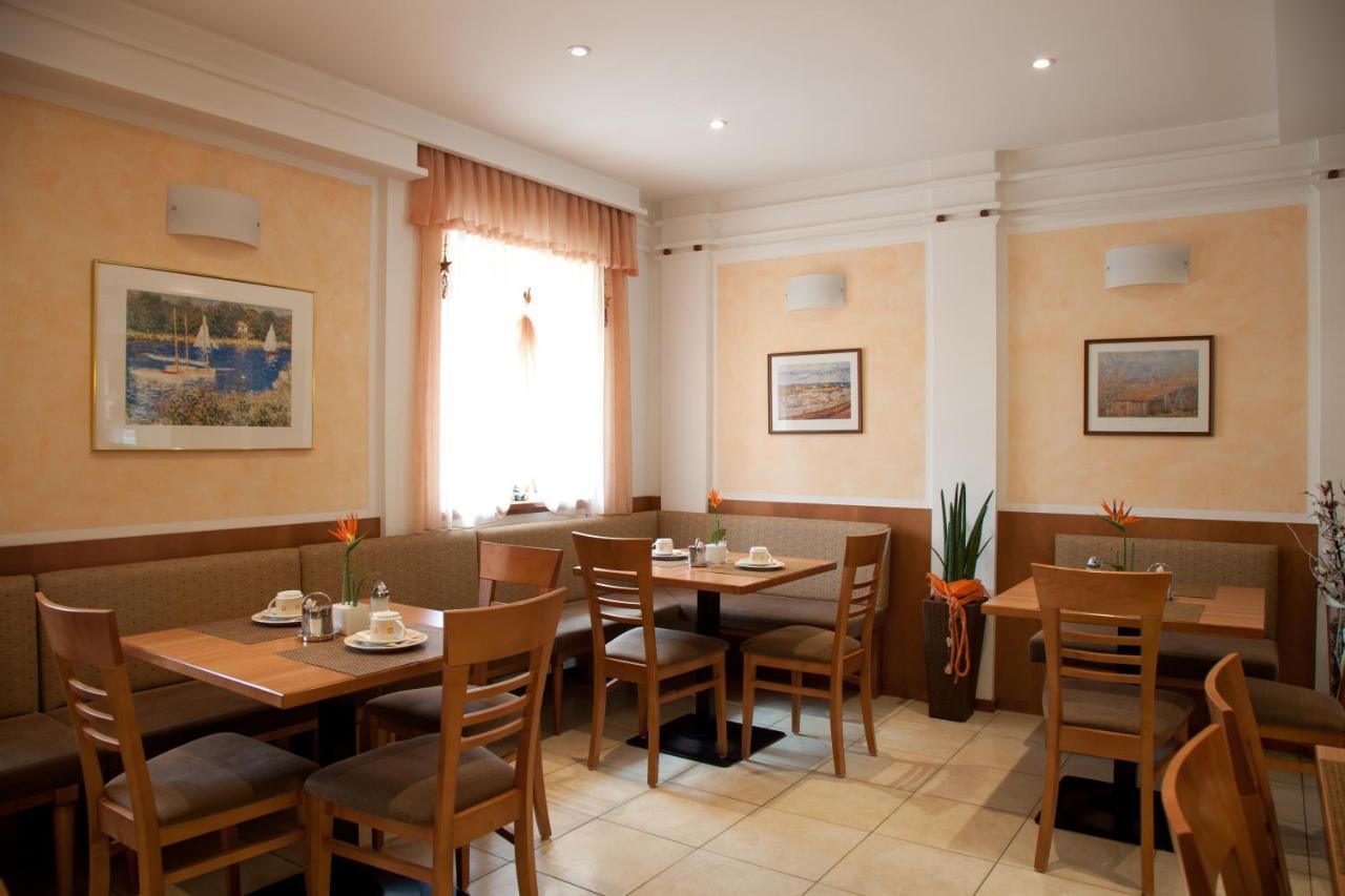 Gaestehaus Stoegmueller Asten Exteriér fotografie